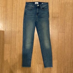 William Rast high rise ankle jeans in size 25. GUC.